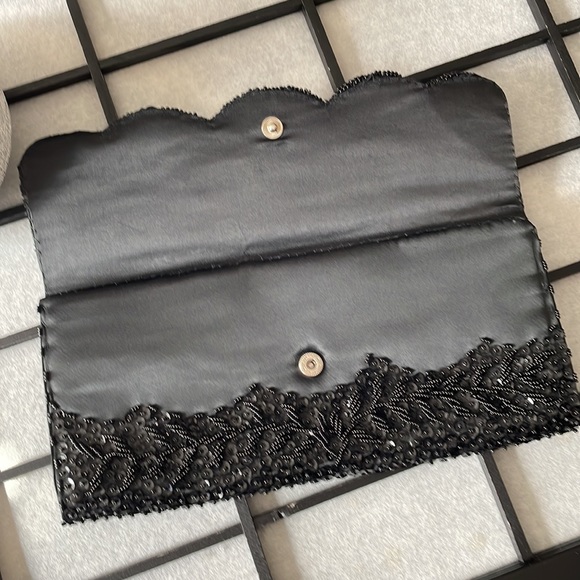 Vintage Beaded Clutch - Picture 6 of 14